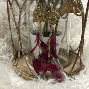 Feathered earrings 